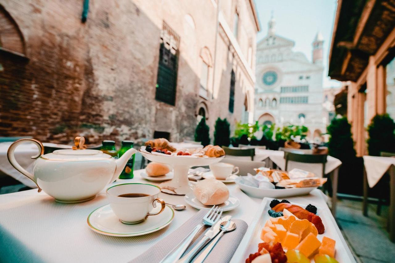 Hotel Duomo Cremona Exterior photo